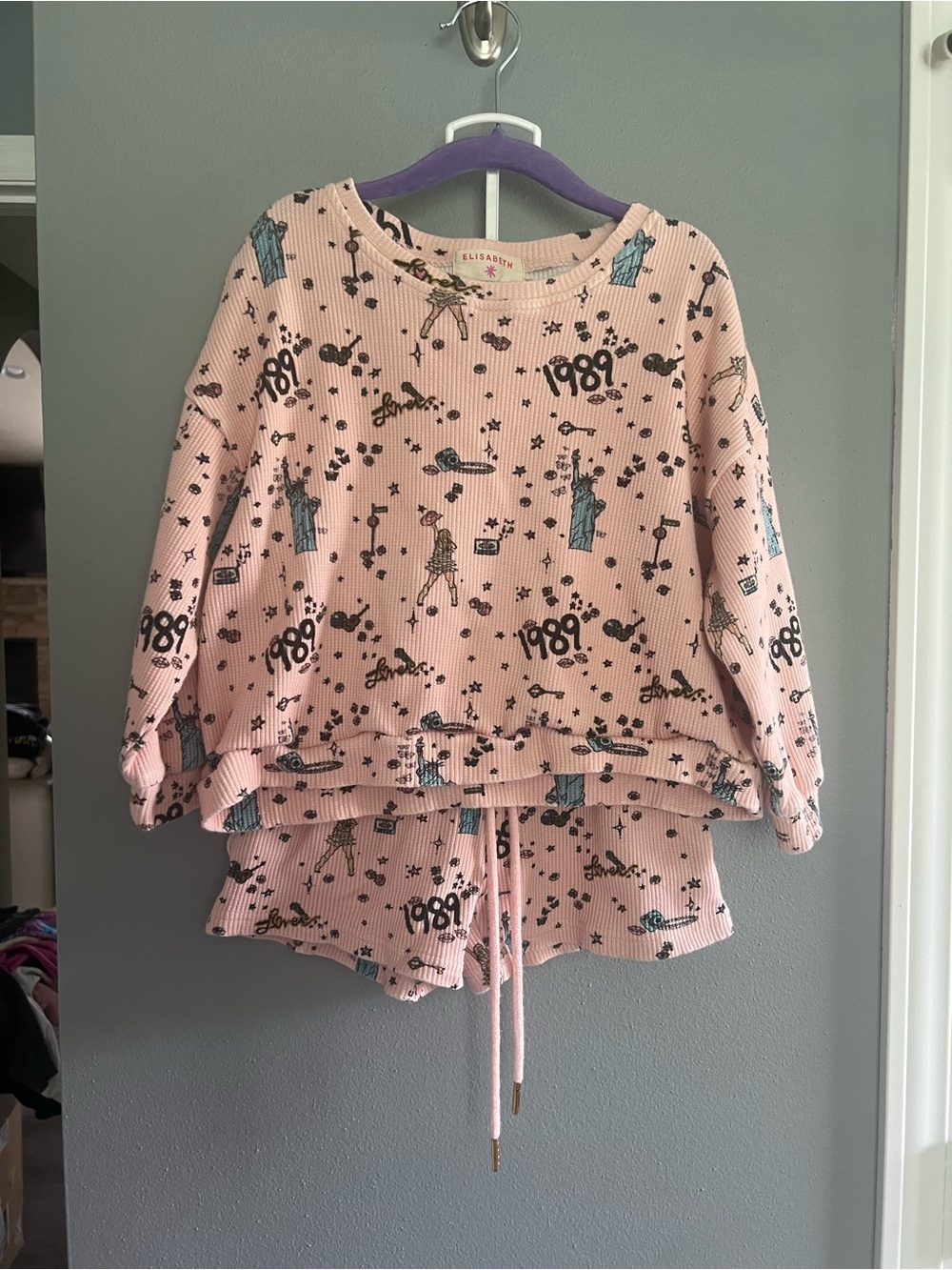 Elisabeth & Faith TS Set